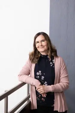 Niina vaara henkilokuva